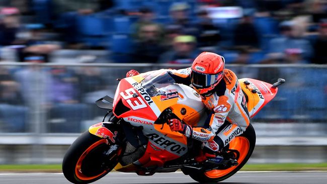 Marc Marquez mengungkapkan hal yang bisa membuatnya kembali masuk dalam perburuan gelar juara dunia MotoGP 2023.