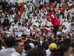 Netizen Soal GBK Dipakai Relawan Jokowi: Katanya untuk Piala Dunia