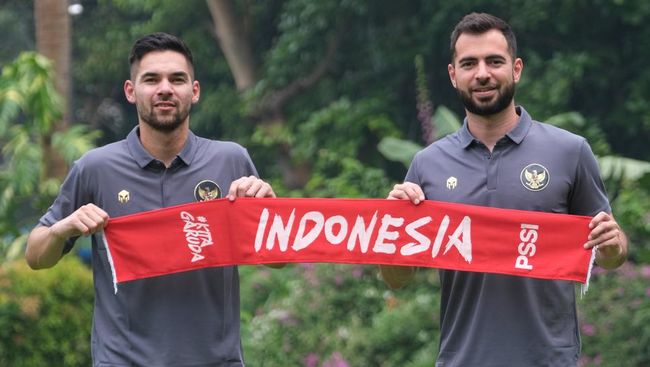 Dua pemain naturalisasi baru, Sandy Walsh dan Jordi Amat, dipastikan masuk skuad Timnas Indonesia di Piala AFF 2022.