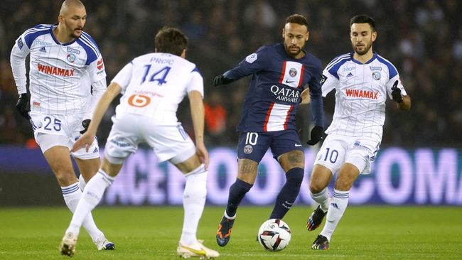 Paris Saint Germain (PSG) menang dramatis 2-1 atas RC Strasbourg dalam pertandingan lanjutan Liga Prancis 2022/2023.