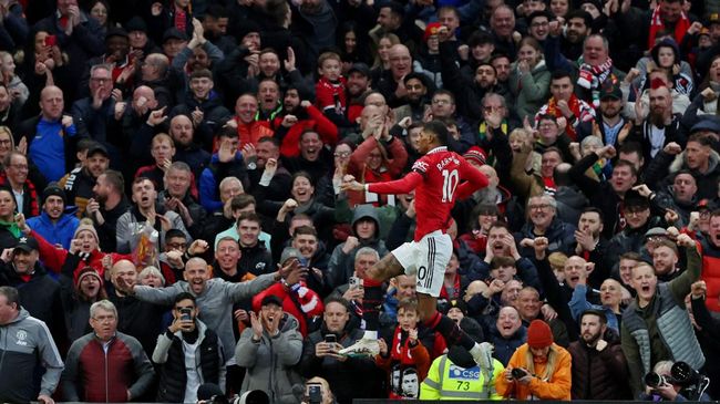 Manchester United berhasil mengalahkan Crystal Palace dalam laga Liga Inggris di Old Trafford, Sabtu (4/2). Casemiro terkena kartu merah di laga ini.
