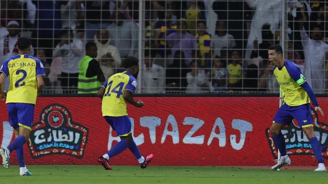Cristiano Ronaldo mengamuk dengan mencetak empat gol saat membawa Al Nassr menang 4-0 atas Al Wehda pada lanjutan Saudi Pro League.
