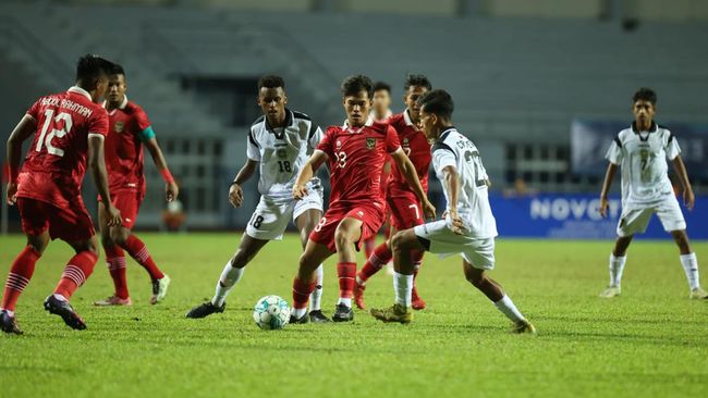 Empat tim negara yang lolos ke babak semifinal Piala AFF U-23 2023 komplet. Berikut jadwal semifinal Piala AFF U-23 2023.
