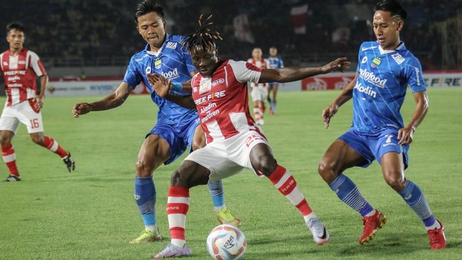 Persis Solo meraih kemenangan 3-1 atas Bali United pada pekan kesembilan Liga 1 2023/2024 di Stadion Manahan, Sabtu (19/8) malam WIB.