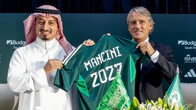 Roberto Mancini berjanji akan membawa timnas Arab Saudi menjuarai Piala Asia 2023 yang akan bergulir di Qatar mulai 12 Januari 2024 mendatang.