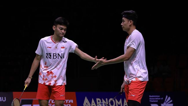 Ganda putra Indonesia Bagas Maulana/Muhammad Shohibul Fikri kalah dari wakil Malaysia, Aaron Chia/Soh Wooi Yik dalam dua gim pada final Denmark Open 2023.