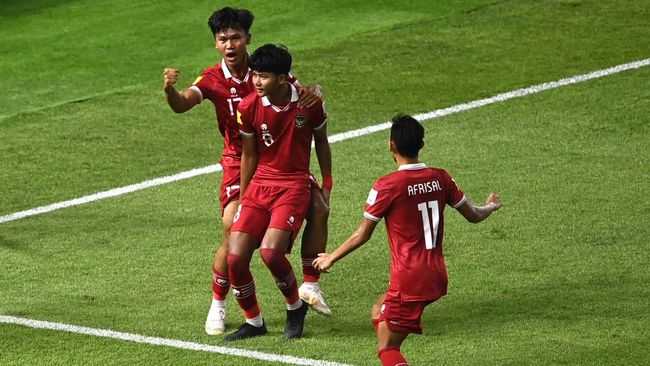 Ketua Umum PSSI Erick Thohir yakin Timnas Indonesia U-17 masih berpeluang lolos ke 16 besar Piala Dunia U-17 2023 usai main imbang lawan Panama U-17.