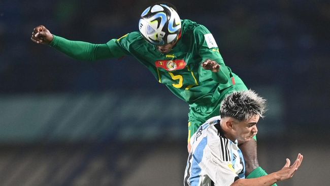 Timnas Senegal U-17 menghajar Argentina 2-1 dalam pertandingan pertama Grup D Piala Dunia U-17 2023 di Stadion Si Jalak Harupat, Bandung, Sabtu (11/11).