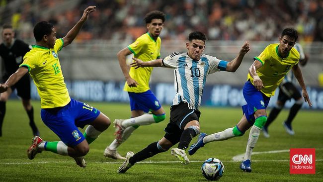 Argentina akan menghadapi Jerman di semifinal Piala Dunia U-17 2023. Berikut jadwal siaran langsung Argentina vs Jerman di semifinal Piala Dunia U-17 2023.