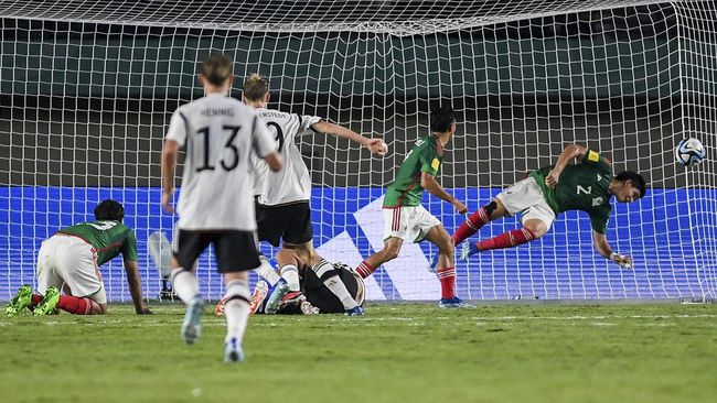 Timnas Jerman U-17 diperkuat sejumlah pemain bertalenta dalam gelaran Piala Dunia U-17 2023, termasuk Max Moerstedt.