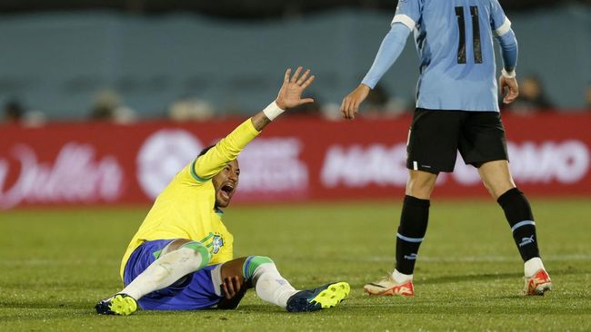 Neymar bakal absen membela timnas Brasil di Copa America 2024 karena harus menjalani pemulihan selama sembilan bulan.