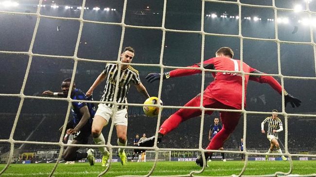 Inter Milan meraih kemenangan tipis 1-0 atas Juventus karena gol bunuh diri yang tercipta pada pekan ke-23 Liga Italia.