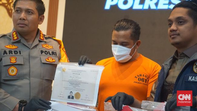 Sekjen PSSI Yunus Nusi mengapresiasi keberhasilan pihak polisi yang menangkap dokter gadungan Elwizan Aminudin yang menipu banyak klub Liga Inggris dan PSSI.
