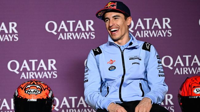 Marc Marquez membuat puluhan wartawan tertawa saat jumpa pers jelang MotoGP Qatar 2024 setelah menyebut dirinya bukan lagi pembalap top.