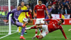 Klasemen Liga Inggris masih dikuasai Liverpool yang meraih kemenangan dramatis atas Nottingham Forest 1-0 berkat gol telat Darwin Nunez, Sabtu (2/3).